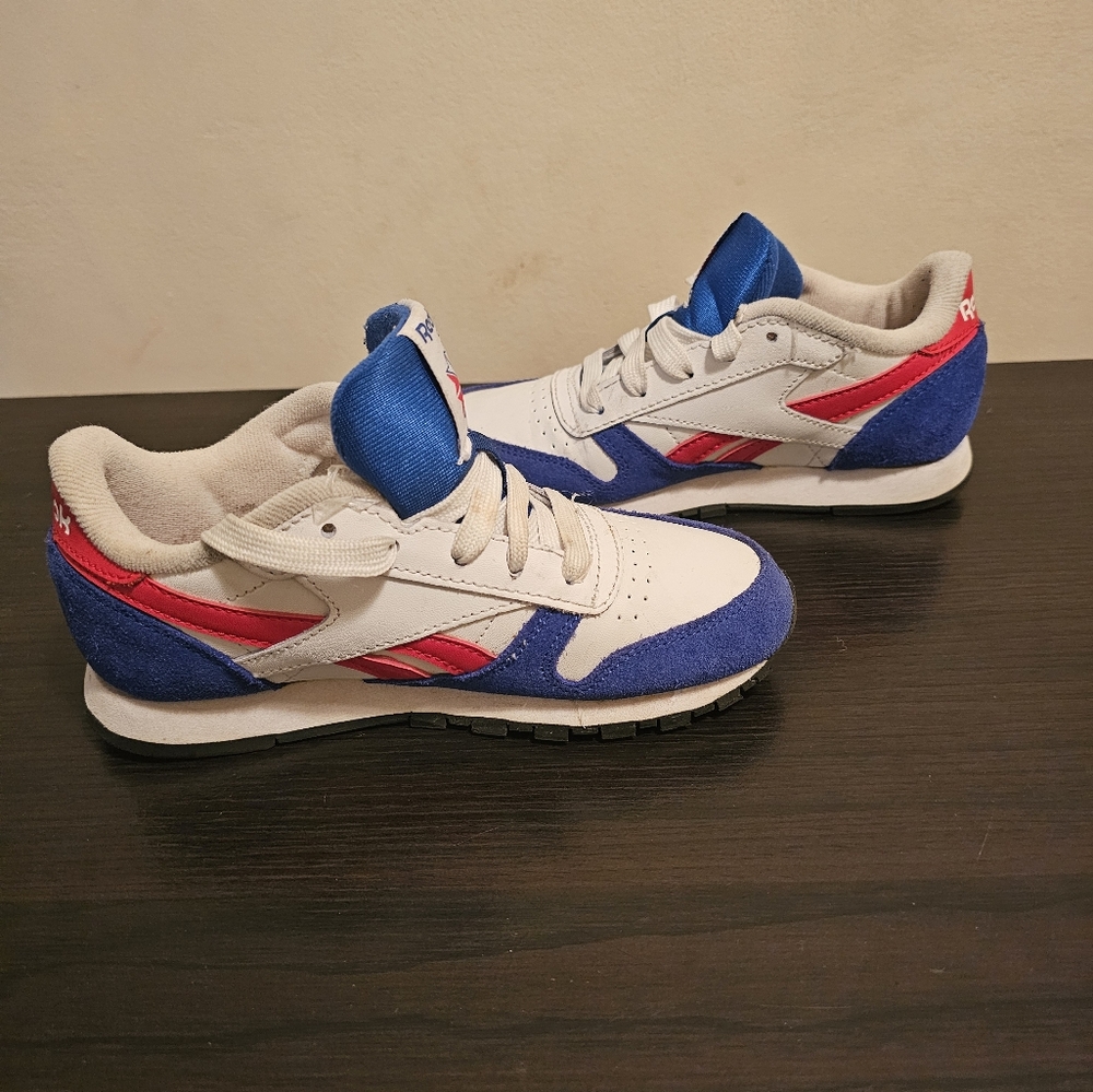 Classic Reebok Running Sneakers for kids